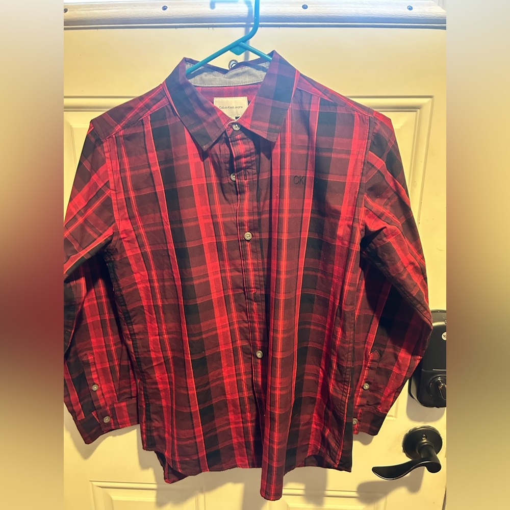 Calvin Klein Boy’s 14-16 Red Plaid Shirt